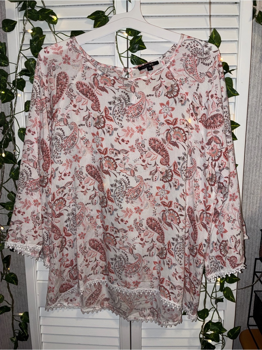 Papermoon Floral Paisley Pullover Top in Cream, Coral and Brown